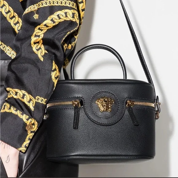 **BRAND NEW VERSACE BAG** - Picture 14 of 15